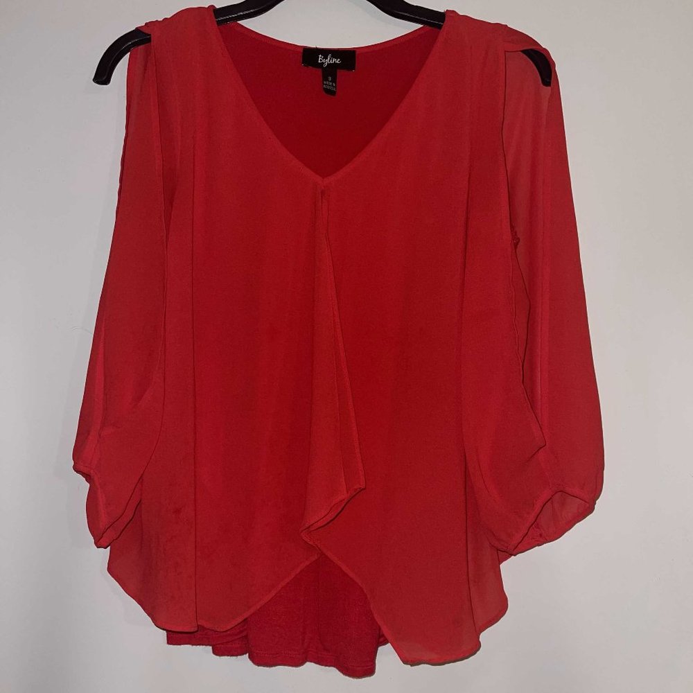 Red quarter sleeve blouse!